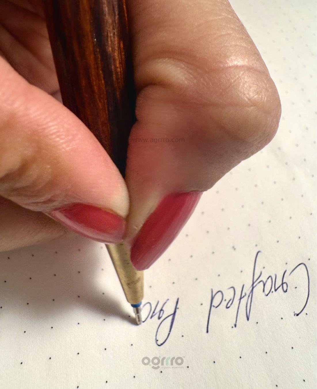 Best hand carved wooden pen for office use of for decoration.