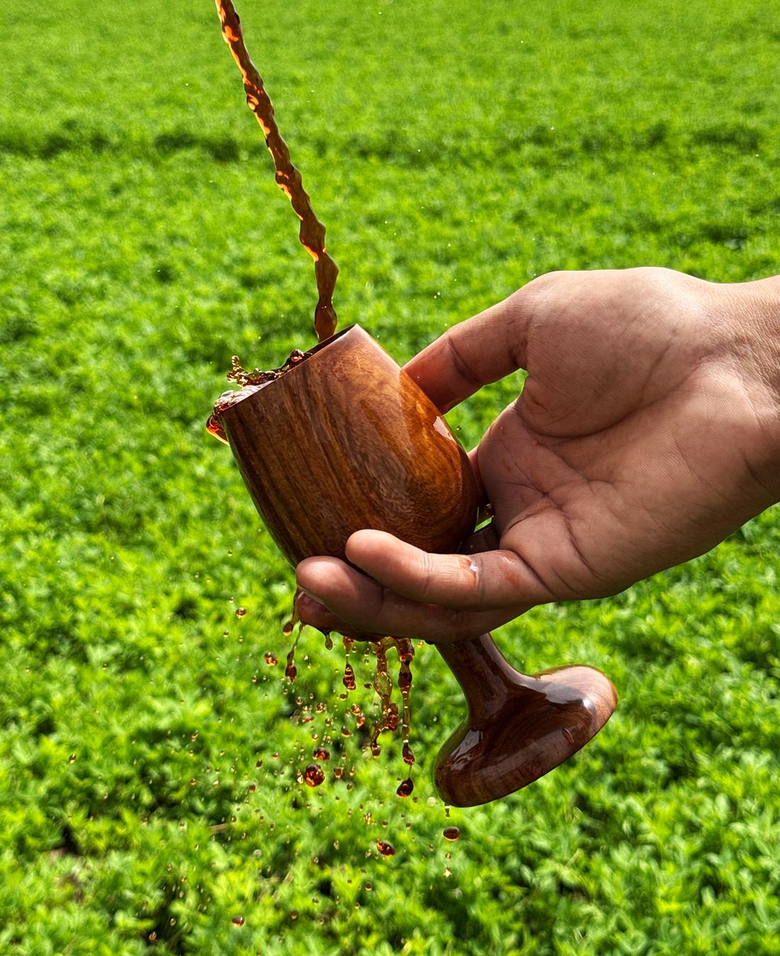 Handcrafted_Wooden_Wine_Glass